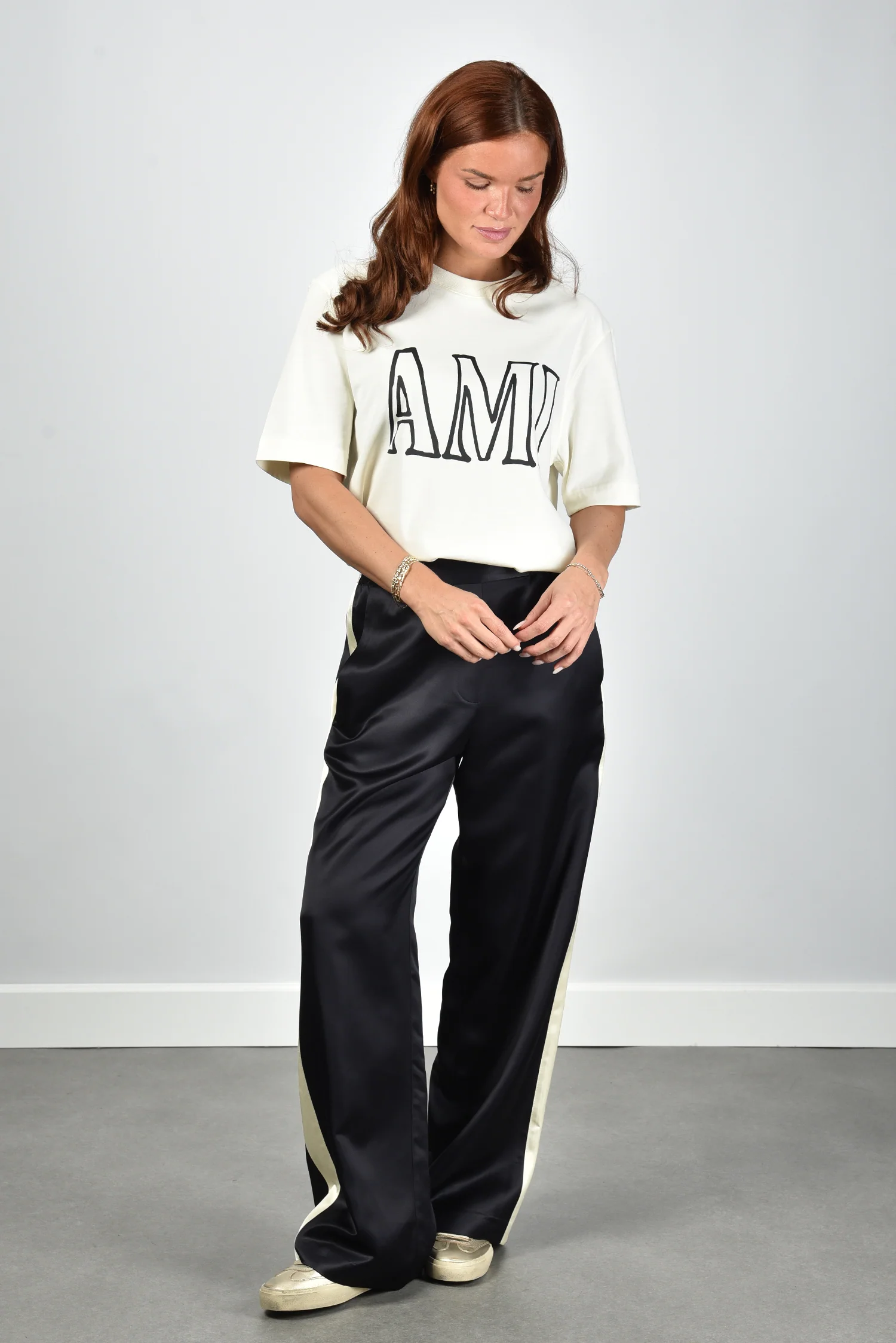 Ami Paris t-shirt UTS380.726 blanc creme - Afbeelding 3