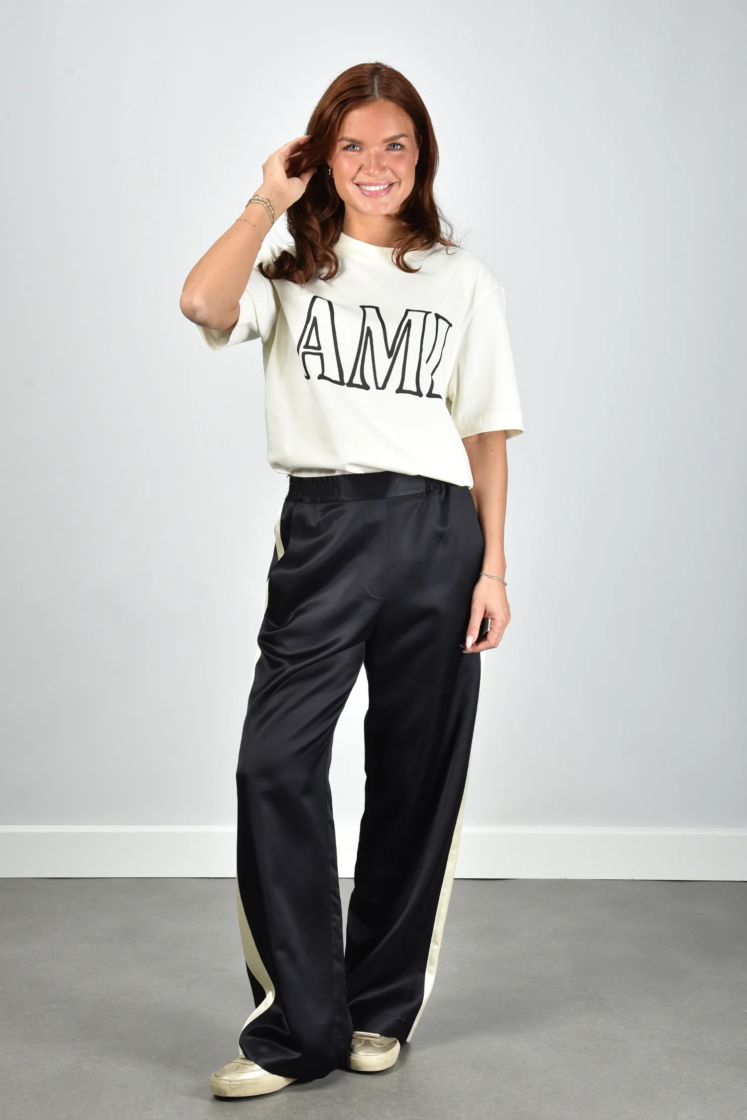 Ami Paris t-shirt UTS380.726 blanc creme - Afbeelding 4