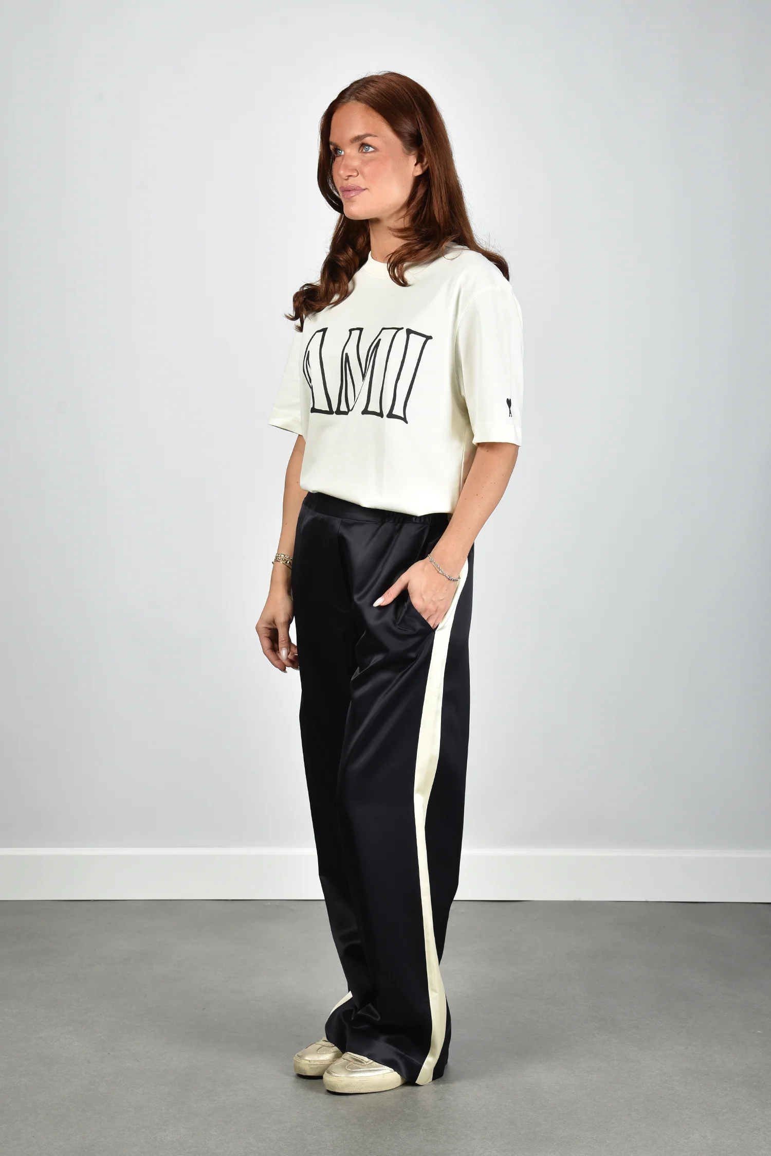 Ami Paris t-shirt UTS380.726 blanc creme - Afbeelding 5