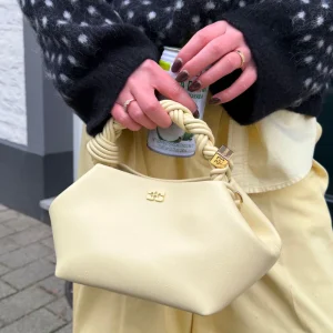 Ganni crossbody Bou Small B2100147 yellow cream