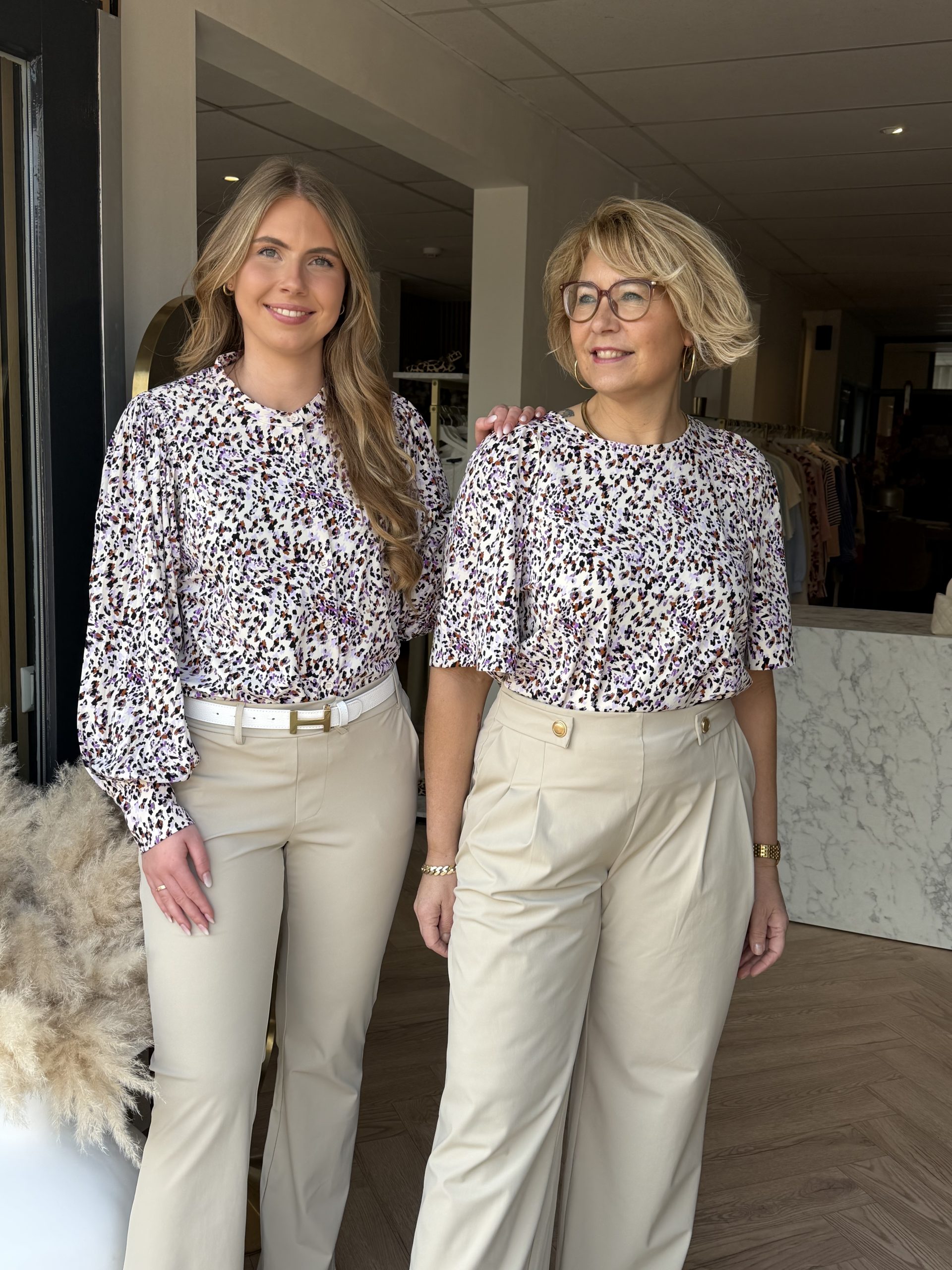 Lady Day – Aston Blouse Travel – Spirit print - Afbeelding 3