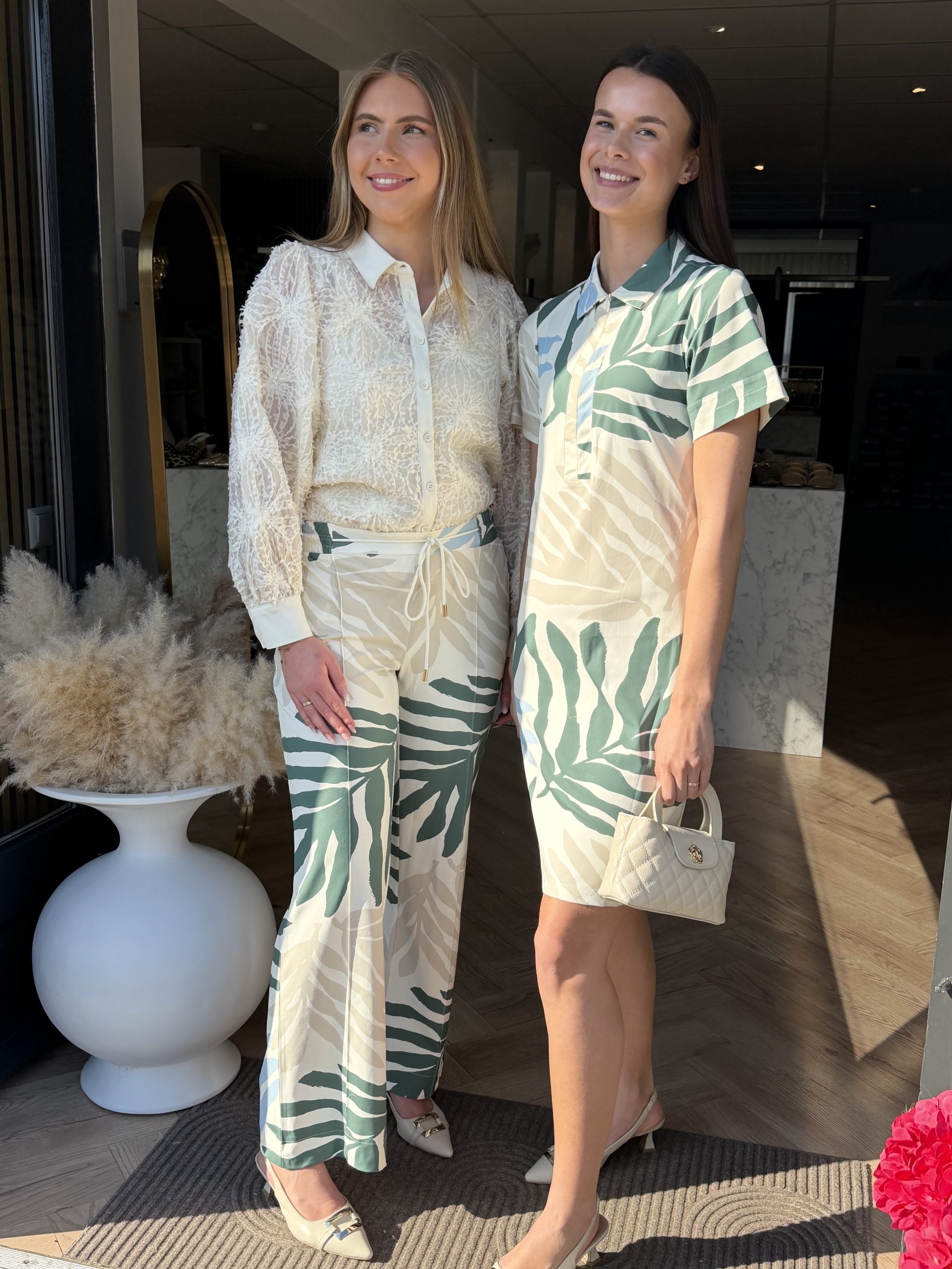 Kimara – Maeve Dress – Leaf me Here Green Bay - Afbeelding 6