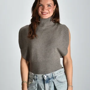 Lisa Yang top Zaya 2024225 truffle