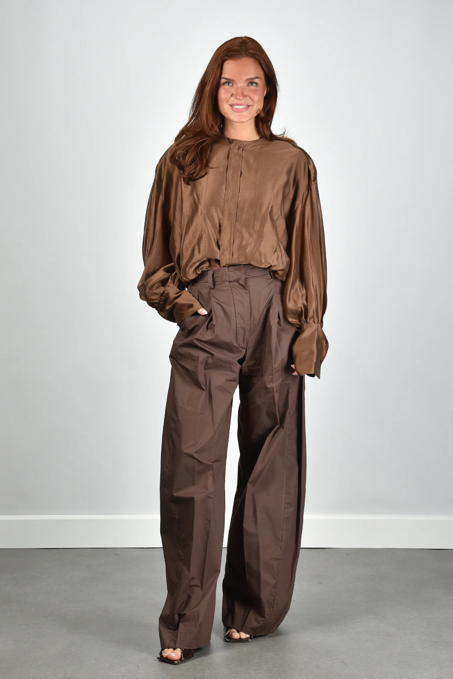 The Latest blouse Diana TLW04007T0161ABTP chocolate - Afbeelding 3