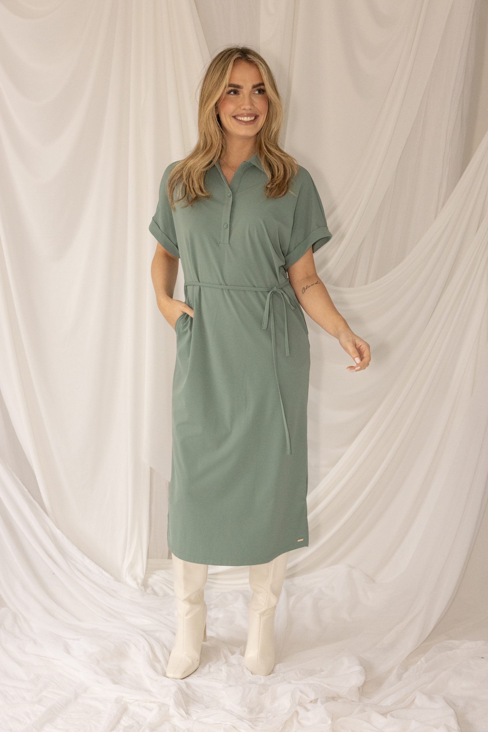 Kimara – Merlijn Travel Dress – Green Bay - Afbeelding 4