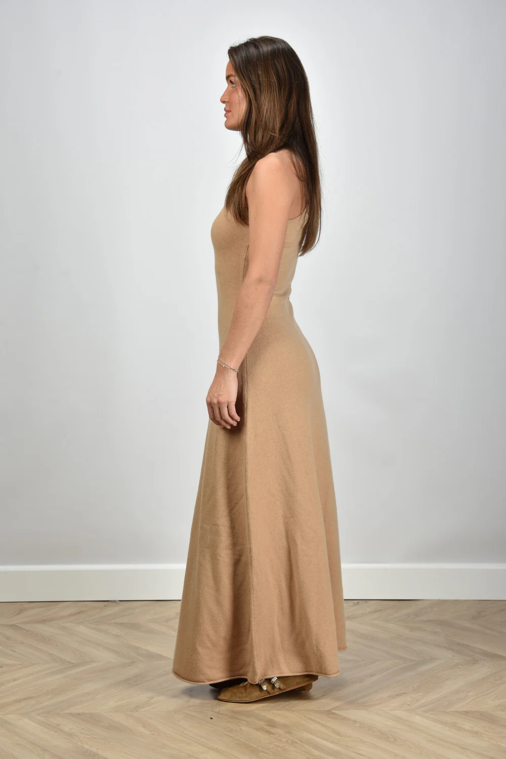 Extreme Cashmere jurk Swan 301 camel - Afbeelding 4