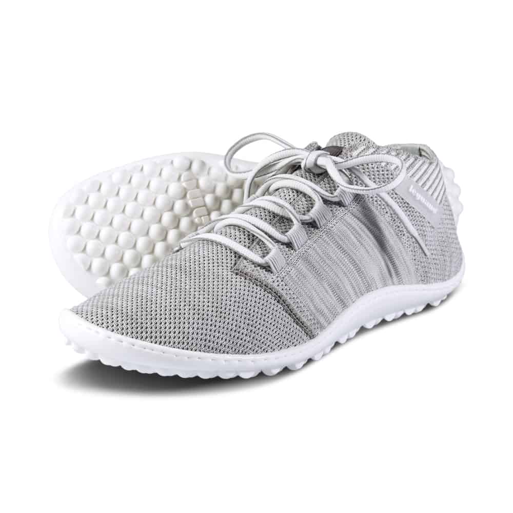 Beat zilvergrijs met witte zool